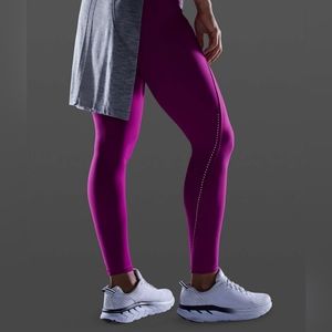 Lululemon Chase The Chill Tight Size 8 Fuschia Brushed Fleece Super High Rise